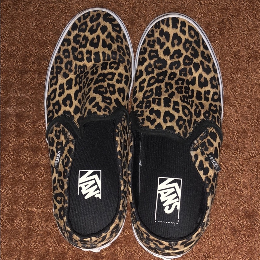 Cheetah Print Slip-on Vans